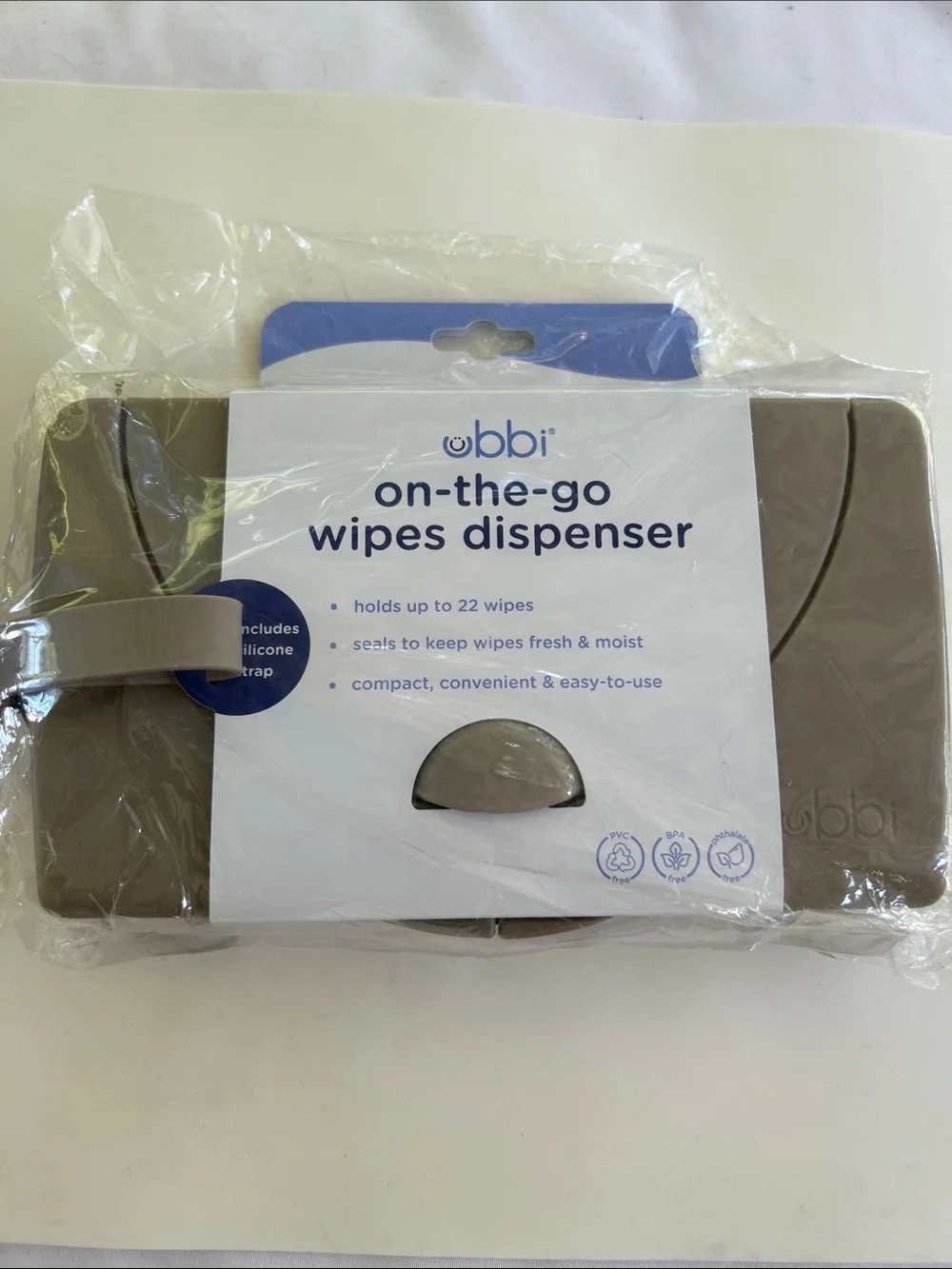 Ubbi On-The-Go Wipes Dispenser and Retractable Bag Dispenser NWT